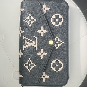 Louis Vuitton Felicie Pochette Monogram flap pouch